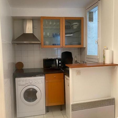 Jolie Appartement A Paris Exteriör bild